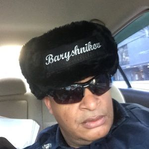 Meet your Posher, Larry